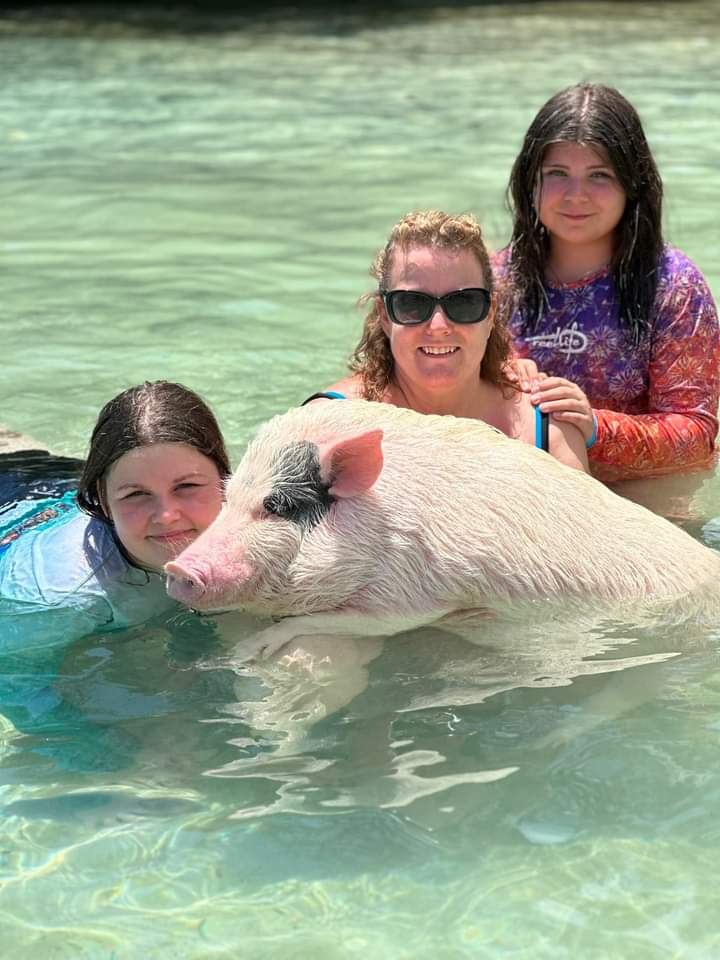 Little French Key Full Island + Pigs, Monkeys & Sloths