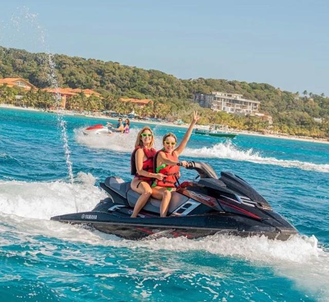 Jet Ski + Monkeys & Sloths + Beach
