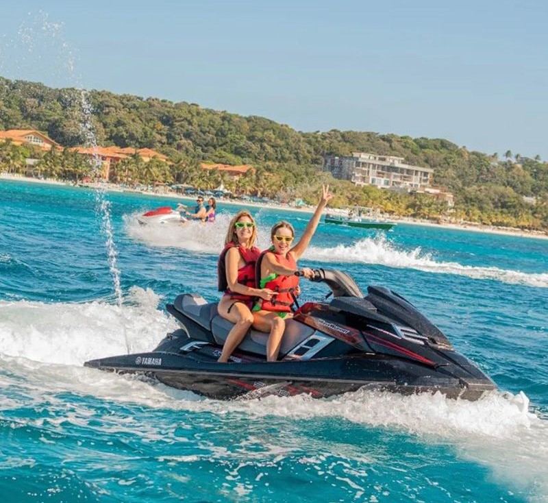 Jet Ski + Monkeys & Sloths + Beach